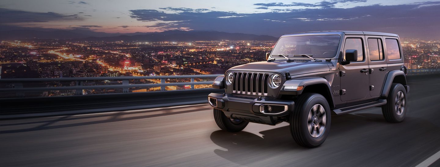 2019-Jeep-Wrangler-Overview-Hero